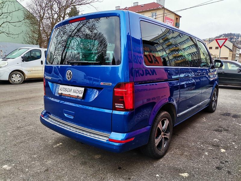 Volkswagen Multivan (2024) 2.0TDi 150kw DSG 4x4 ČR Highli - fotka 5 z 27