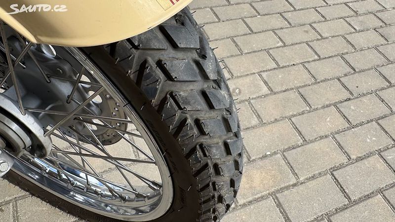 Royal Enfield Bullet Classic EFI 500 25t.km - fotka 11 z 16