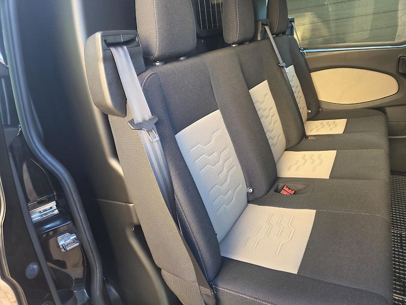 Ford Transit Custom 2.2TDCI L2 114kw 6míst - fotka 20 z 42