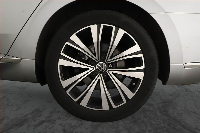 Volkswagen Arteon (2021) Elegance 2.0 TDI 4Motion - fotka 20 z 20