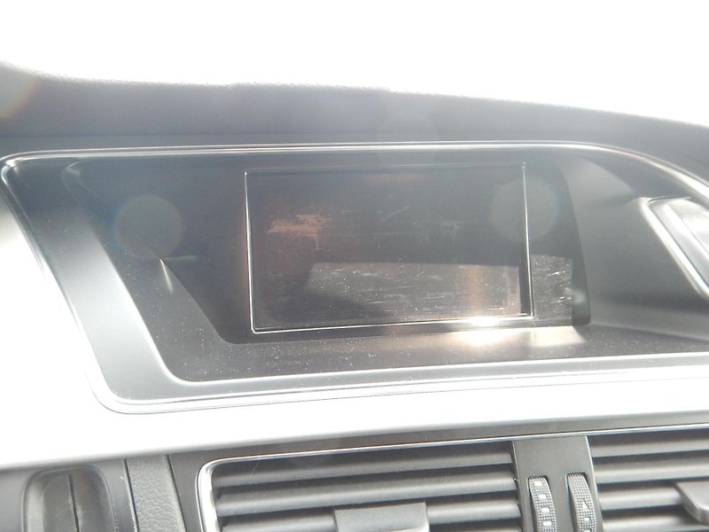 Audi A5 2.0 TDI, MANUÁL, DIGIKLIMA - fotka 24 z 29