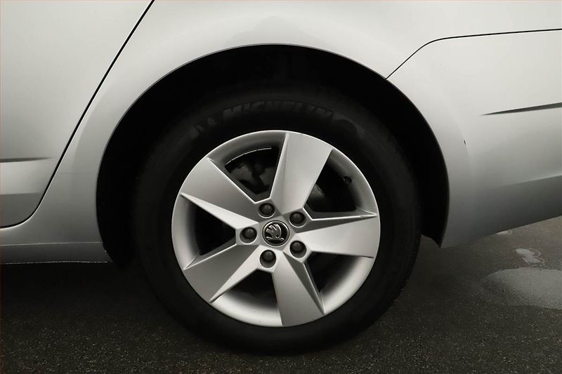 Škoda Octavia (2020) Ambition Plus 1.5 TSI, ČR - fotka 11 z 14