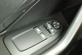 Peugeot 2008 (2018) 1.2 PureTech, Automat - náhled 14