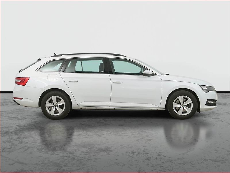 Škoda Superb (2023) Ambition 2.0 TDI - fotka 6 z 16
