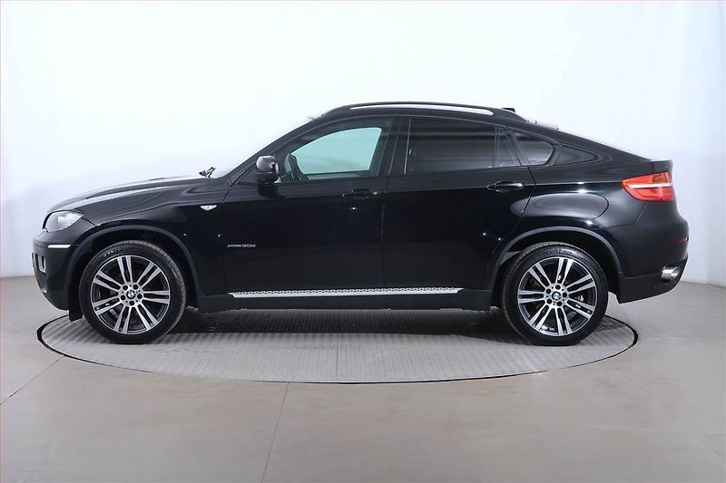 BMW X6 (2013) xDrive30d - fotka 3 z 27
