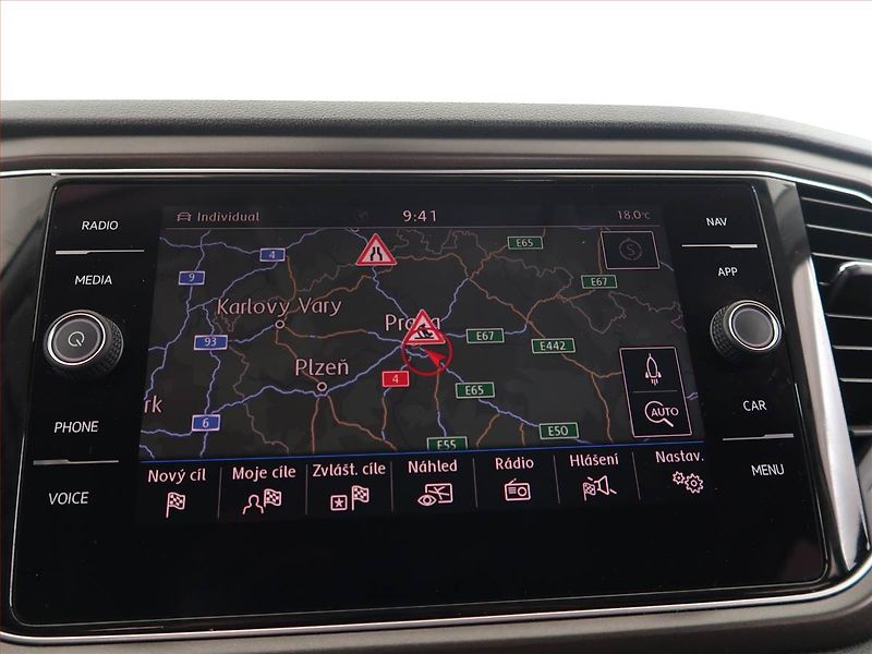 Volkswagen T-Roc (2019) 2.0 TDI 4Motion - fotka 18 z 19