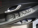 Hyundai i30 (2020) 1.0T-GDi, ČR, AC, temp - náhled 11