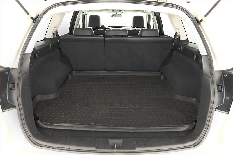 Subaru Outback (2013) 2.0 D, 4X4, Navi, Xenony - fotka 10 z 20