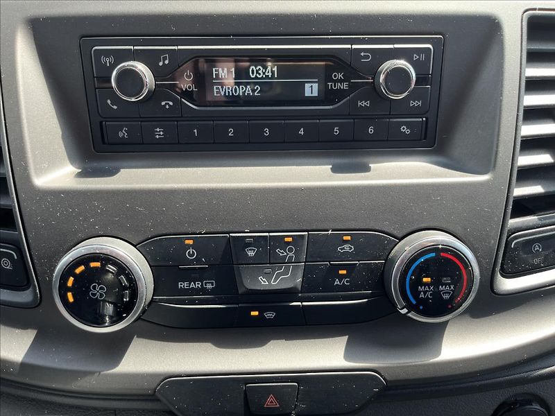 Ford Transit 2,0 TDCi 96KW 7MÍST L3 ČR -DPH - fotka 16 z 36