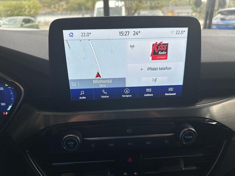 Ford Kuga Titanium X 2.5i HEV 190k aut - fotka 26 z 39