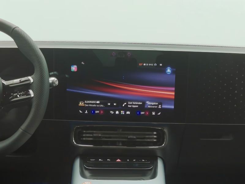 Mercedes-Benz GLB 250+ AMG Advanced+ Pano MULTIB - fotka 12 z 14