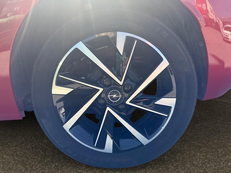 Opel Corsa (2025) 1,2 GS Benzin 100k MT6 - fotka 14 z 15
