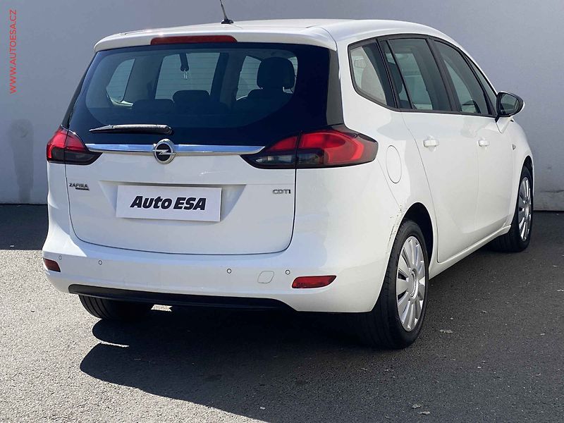 Opel Zafira (2016) 1.6 CDTi, ČR, AC, park.asist - fotka 4 z 17