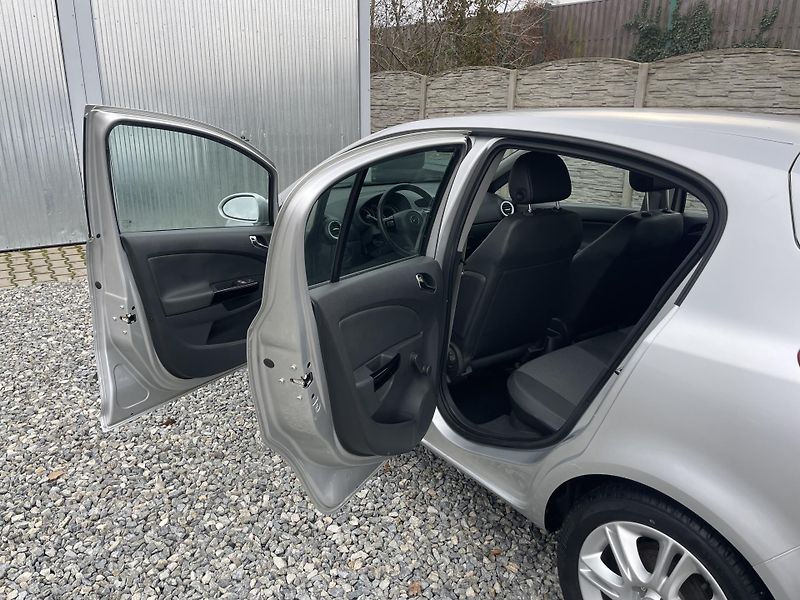 Opel Corsa 1.2i 80PS 141000KM KLIMA STK!! - fotka 108 z 169