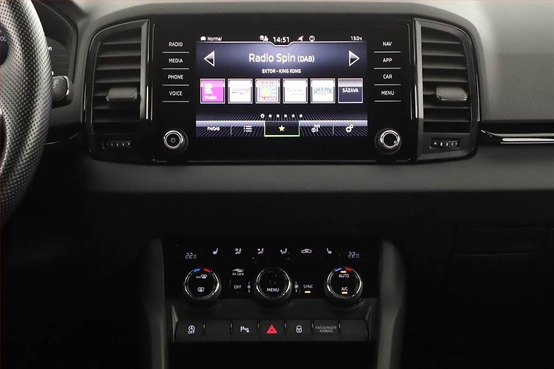 Škoda Karoq (2023) Sportline 1.5 TSI - fotka 9 z 15