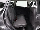 Ford Kuga 1,5 TDCI 88kW CZ Titanium DPH - náhled 13