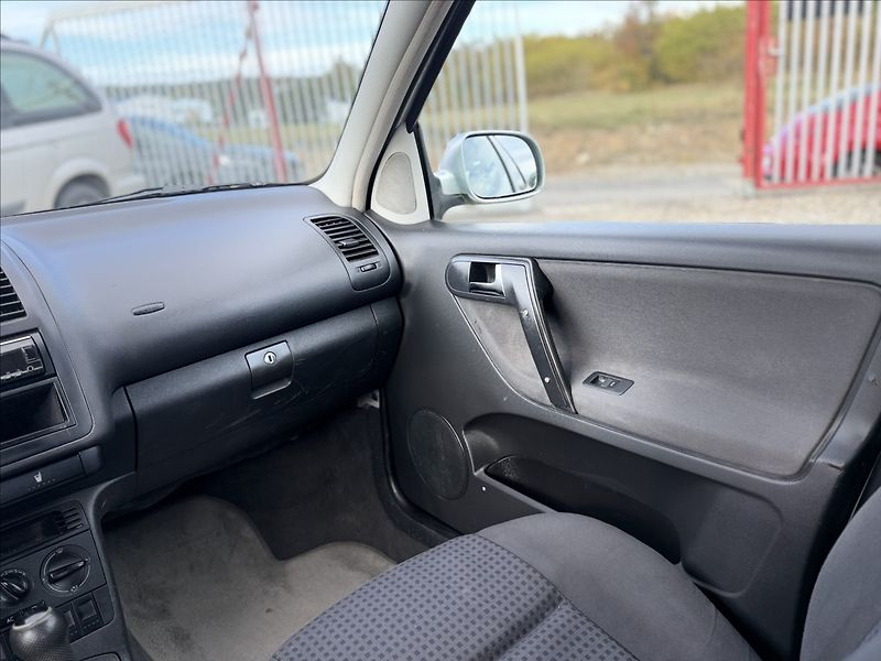 Volkswagen Polo 1,4 TDI KLIMA - fotka 15 z 21