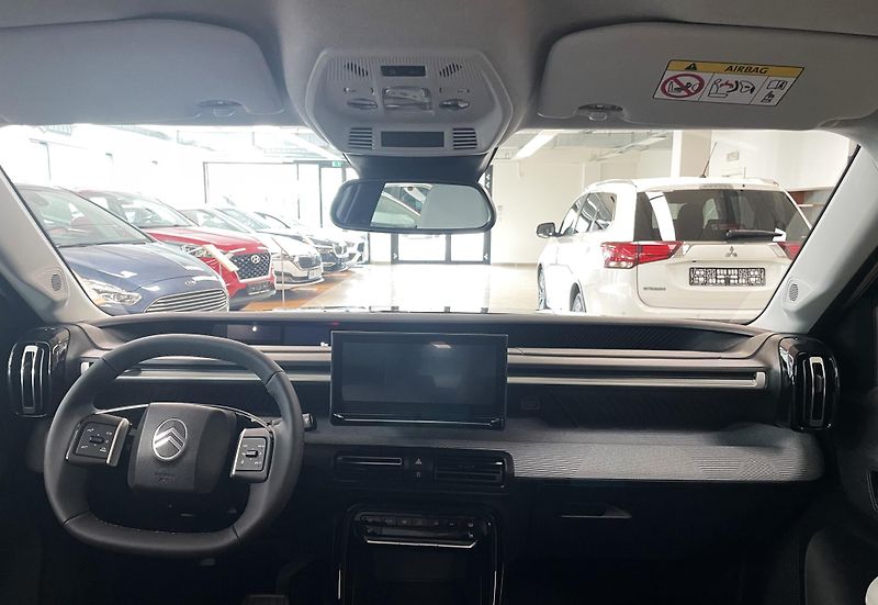 Citroën C3 Aircross (2026) MAX Hybrid 145k Aut Paket Zima - fotka 14 z 24
