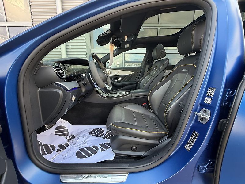 Mercedes-Benz Třídy E 63 S AMG - fotka 15 z 47