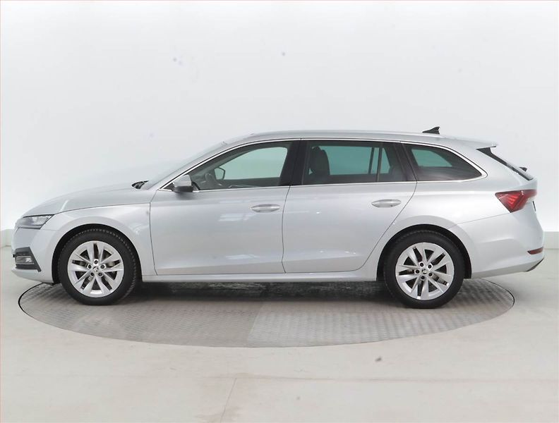 Škoda Octavia (2020) Style 2.0 TDI, Automat, Kůže - fotka 3 z 17