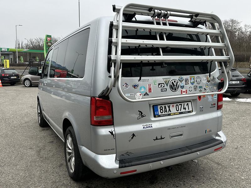 Volkswagen Multivan (2010) Volkswagen Multivan 2010 - fotka 5 z 17