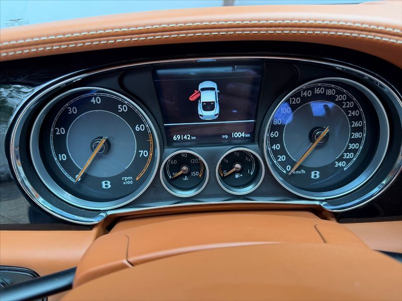 Bentley Continental GT 6,0 W12 GT 460kW-SPEED-4WD - fotka 16 z 32