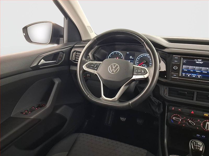 Volkswagen T-Cross (2021) Life 1.0 TSI, ČR,1.maj - fotka 7 z 19