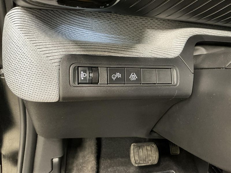Citroën ë-C3 Aircross 44kWh Plus Carplay Kamera - fotka 14 z 15