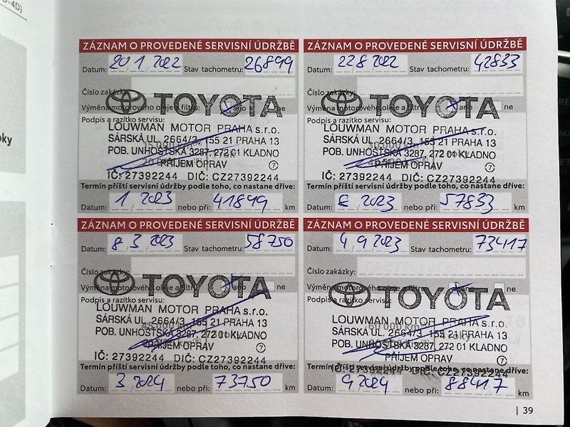 Toyota Corolla 1.8HSD, ČR-1m, Active, DPH - fotka 14 z 16