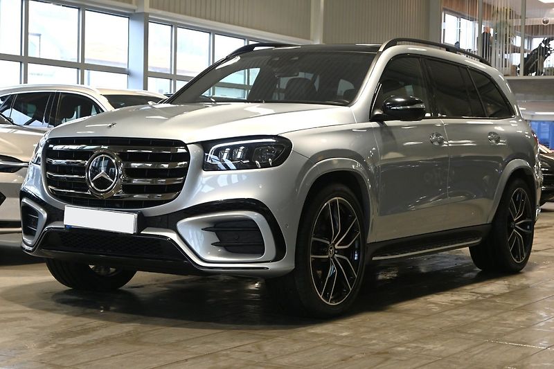 Mercedes-Benz GLS 450d 4M AMG Premium+ - fotka 1 z 25