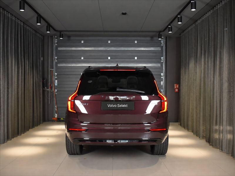Volvo XC90 2,0 T8 AWD Ultra B&W,Ventilace - fotka 5 z 30