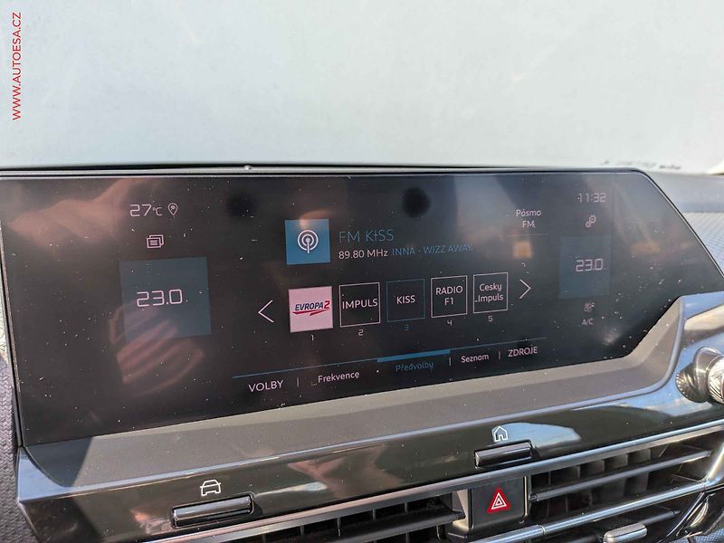 Citroën C4 (2021) 1.2 PT, 1.maj,ČR, LED - fotka 14 z 18