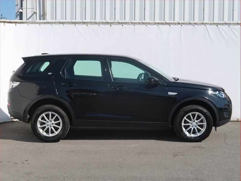 Land Rover Discovery Sport (2015) TD4, 4X4, Automat, Kůže - fotka 6 z 18