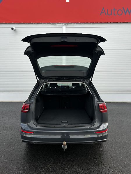 Volkswagen Golf 2.0TDI DSG 110kW 1.Maj DPH TZ - fotka 25 z 25