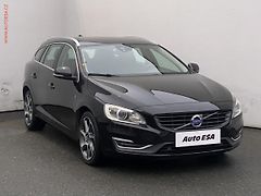 Volvo V60 (2016) 2.0 D4, Ocean Race, AT - fotografie inzerátu