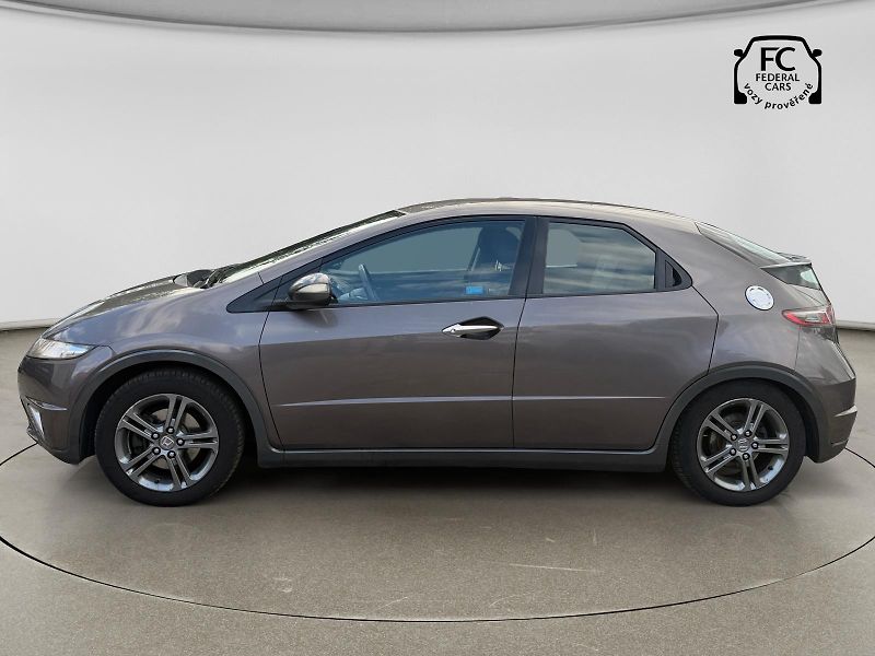 Honda Civic  1.4 Comfort - fotka 2 z 20
