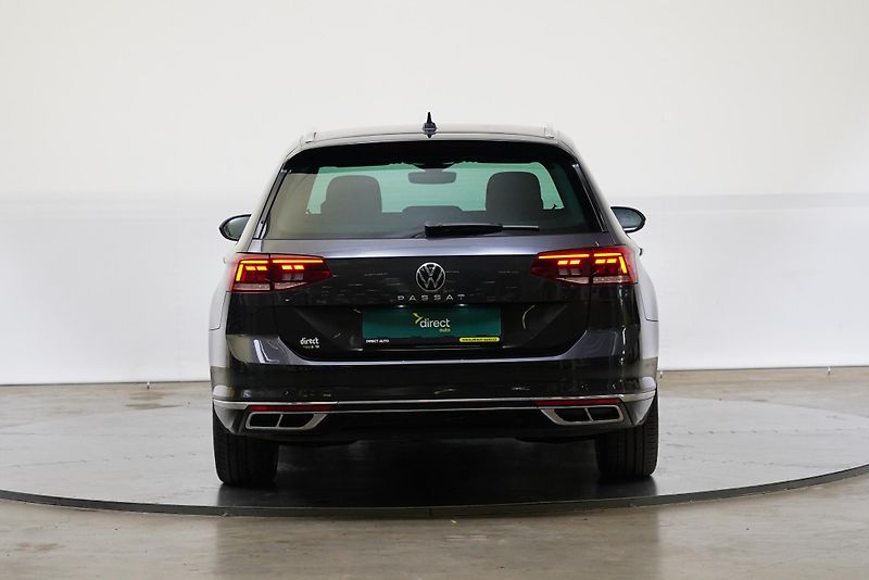 Volkswagen Passat - fotka 6 z 27