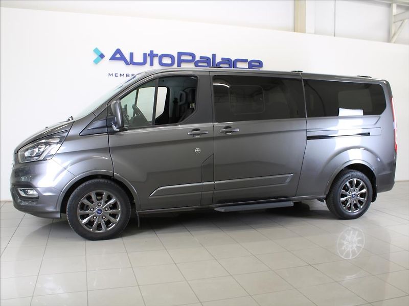 Ford Tourneo Custom 2,0 EB 136kW AT Titan.X 1.maj. - fotka 5 z 25