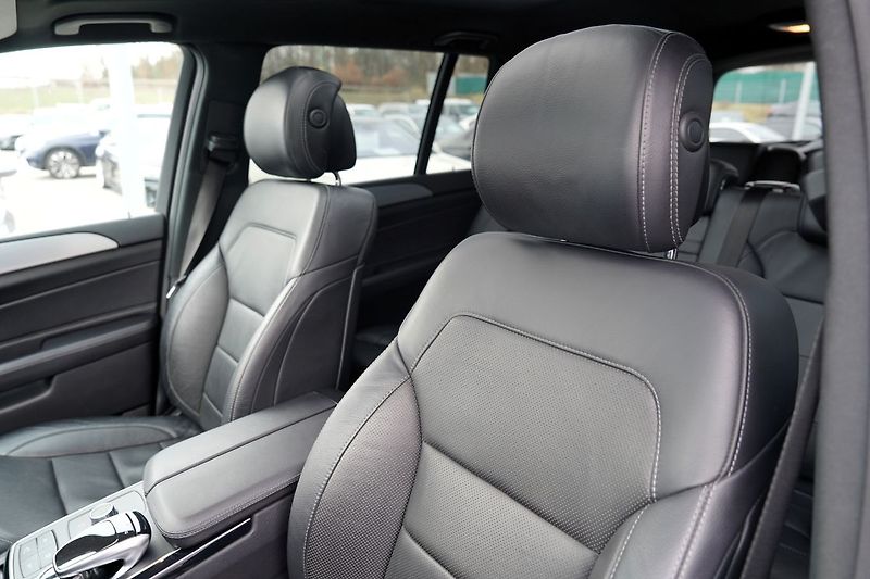 Mercedes-Benz GLS 350d 4Matic AMG/ČR - fotka 28 z 49