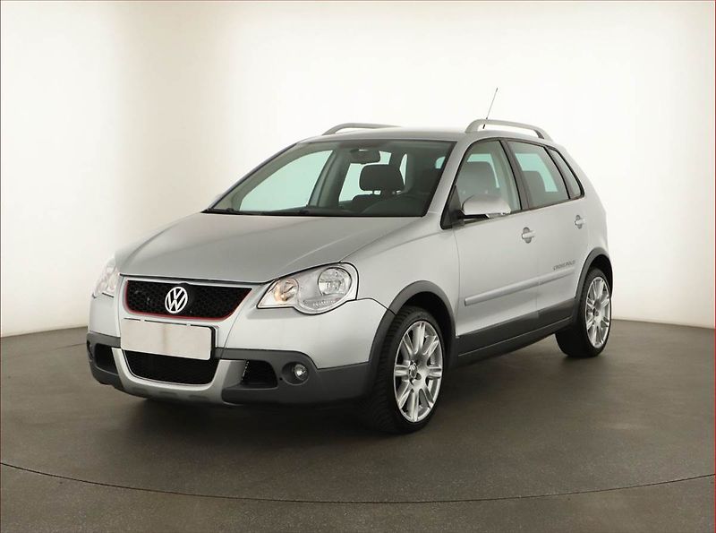 Volkswagen Polo (2008) Cross 1.4 TDI - fotka 2 z 12