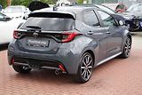 Toyota Yaris ZLEVNĚNO 1,5 HEV GR SPORT VIP - náhled 3