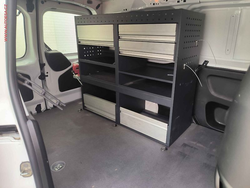 Opel Combo (2022) 1.5CDTi L2 DÍLNA, AC, park. - fotka 9 z 22