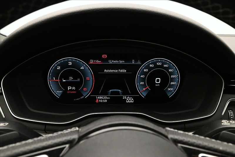 Audi A4 2,0 TDI 120kW S-LINE S-Tronic - fotka 14 z 26