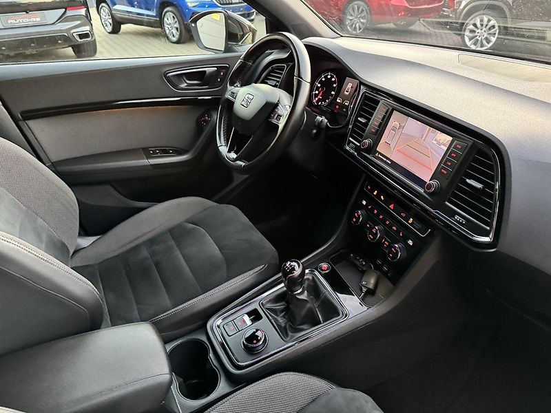 Seat Ateca (2018) 1.4TSi LED Navi Kamera ACC - fotka 19 z 50