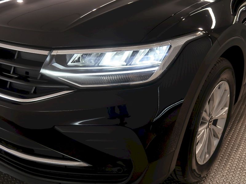 Volkswagen Tiguan (2023) LIFE 1.5TSI 110KW DSG - fotka 10 z 35