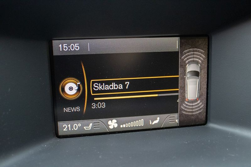 Volvo V60 - fotka 26 z 36