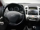 Kia Ceed (2009) 1.4i, 1.maj,ČR, AC - náhled 11