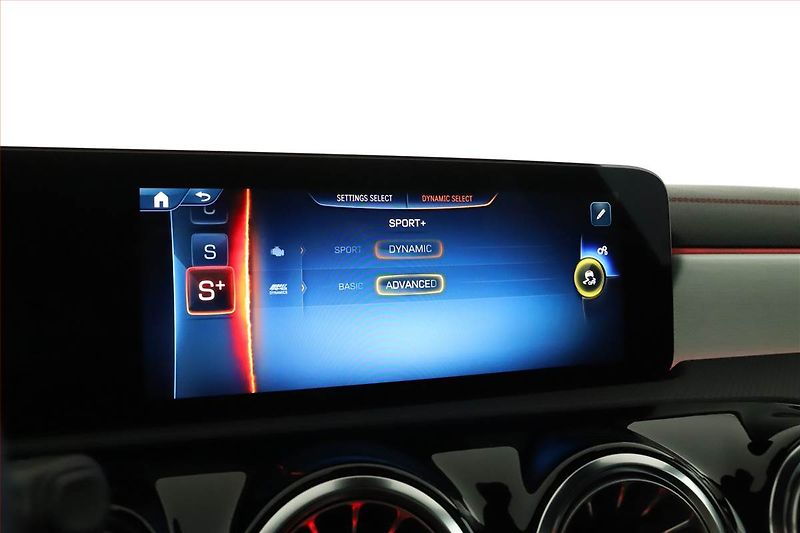 Mercedes-Benz CLA (2025) 35 AMG, 35 AMG, KEYLESS - fotka 17 z 19