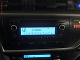 Toyota Auris (2015) 1.3 VVT-i, Cool, +kola - náhled 14