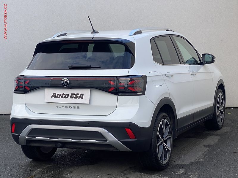 Volkswagen T-Cross (2024) 1.0 TSi, 1.maj,ČR, Style, DSG - fotka 4 z 18